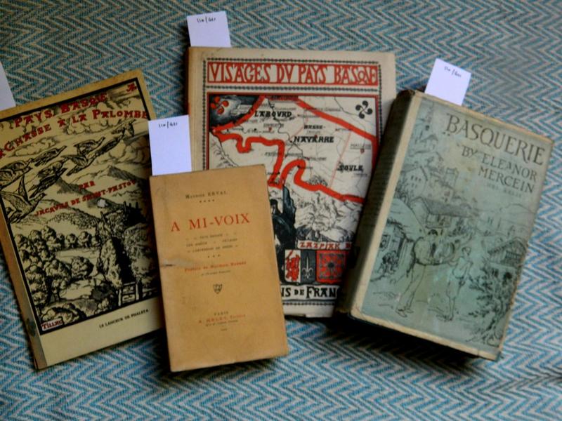 [PAYS BASQUE] Réunion de 4 volumes :