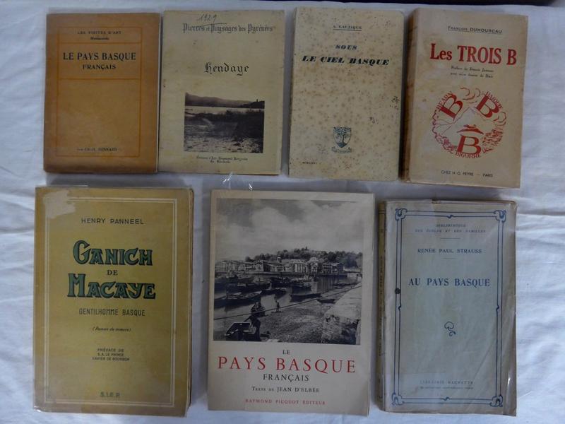 [PAYS BASQUE] - 7 ouvrages brochés :