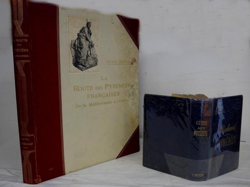 [PAYS BASQUE] - 2 livres touristiques :
-...