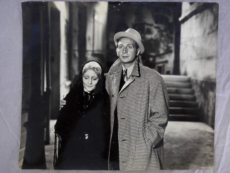 Charles TRENET et Pierrette CAILLOL dans...