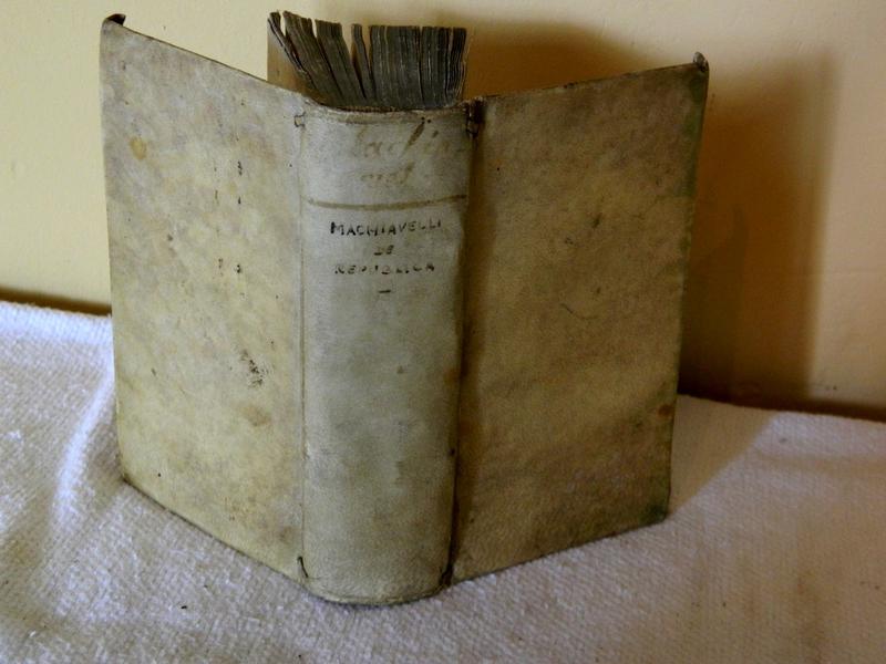 MACHIAVEL : De Republica libri tres. Lugd....