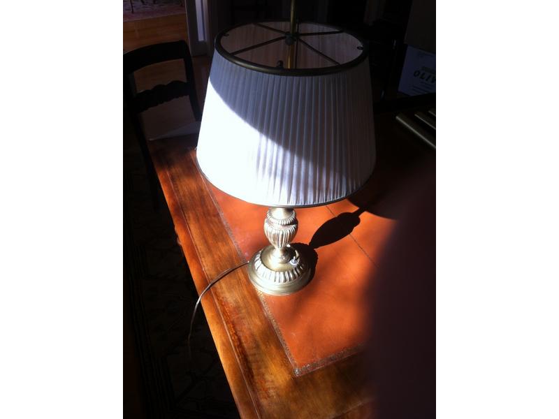 LAMPE de bureau en bronze de forme balus...