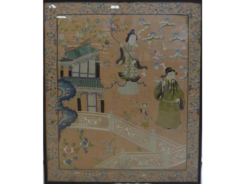TOILE en soie et lin brodés polychromes représentant...