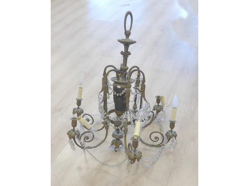 LUSTRE en bronze à six lumières, le fût balustre...
