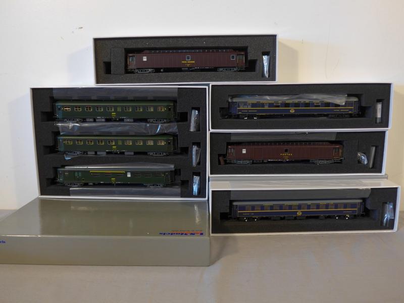 HO-LS MODELS Serie Exclusive - 3 voitures...