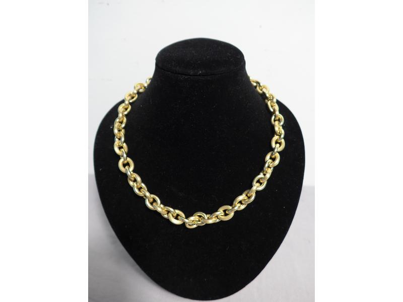 COLLIER en or jaune (14k) à maillons fermoir...