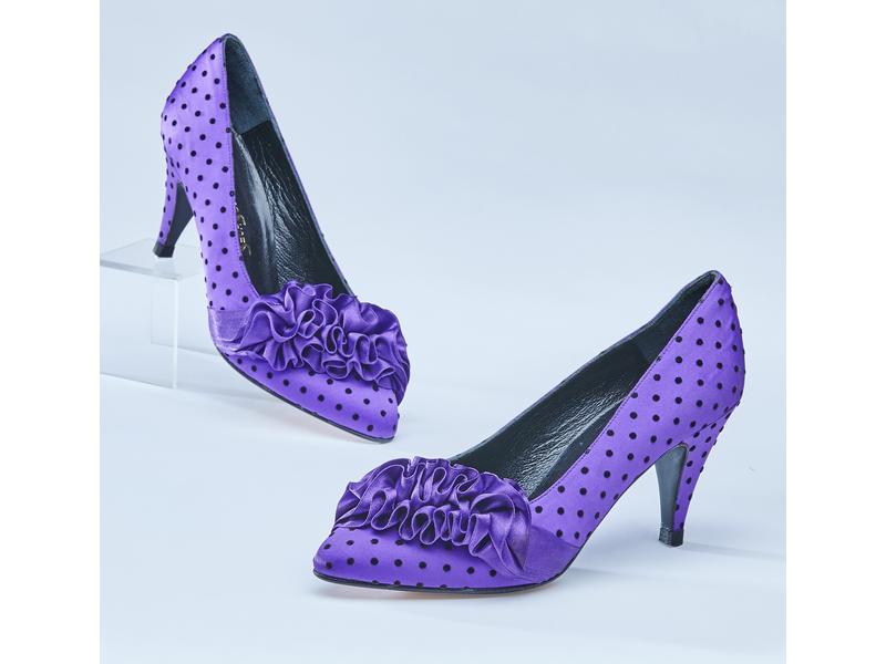 CARICIA SHOES
