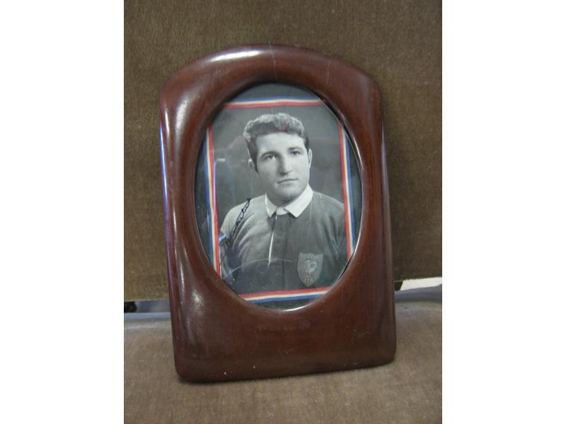 PHOTOGRAPHIE en noir dédicacée de Jean IRACABAL,...
