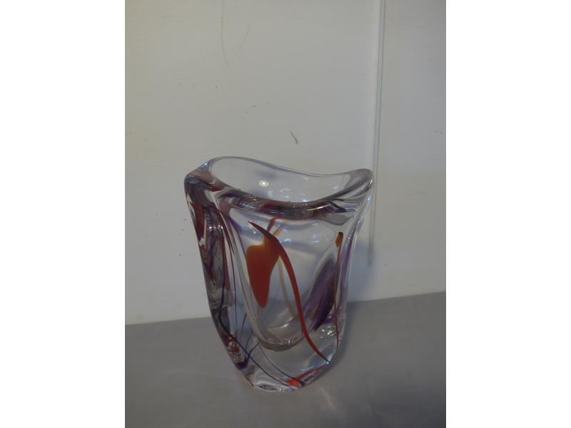 VASE en cristal souflé à filets de sulfu...