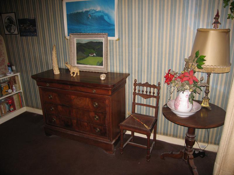 COMMODE rectangulaire en placage d’acajou...
