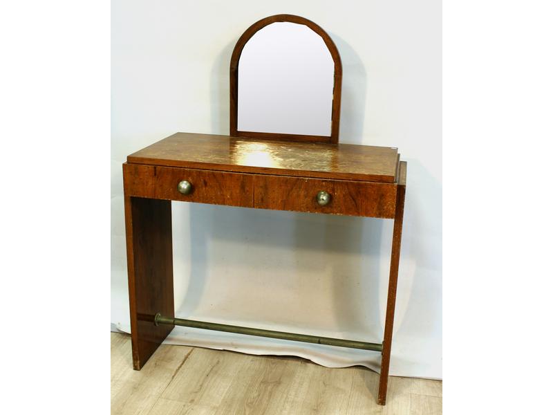 COIFFEUSE en placage de palissandre, ouvrant...