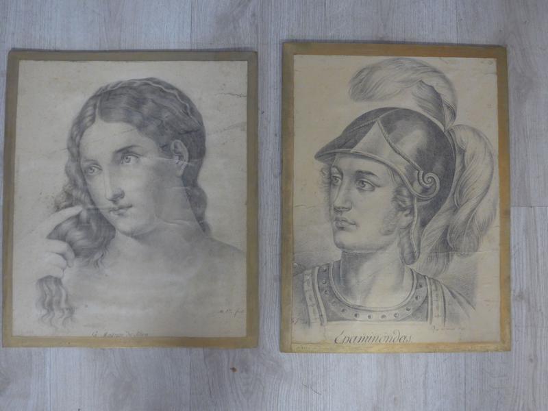 DEUX DESSINS D'ETUDE au fusain, première...