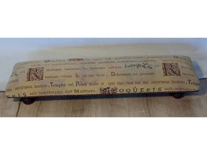 *BANQUETTE DE PIEDS rectangulaire en bois...