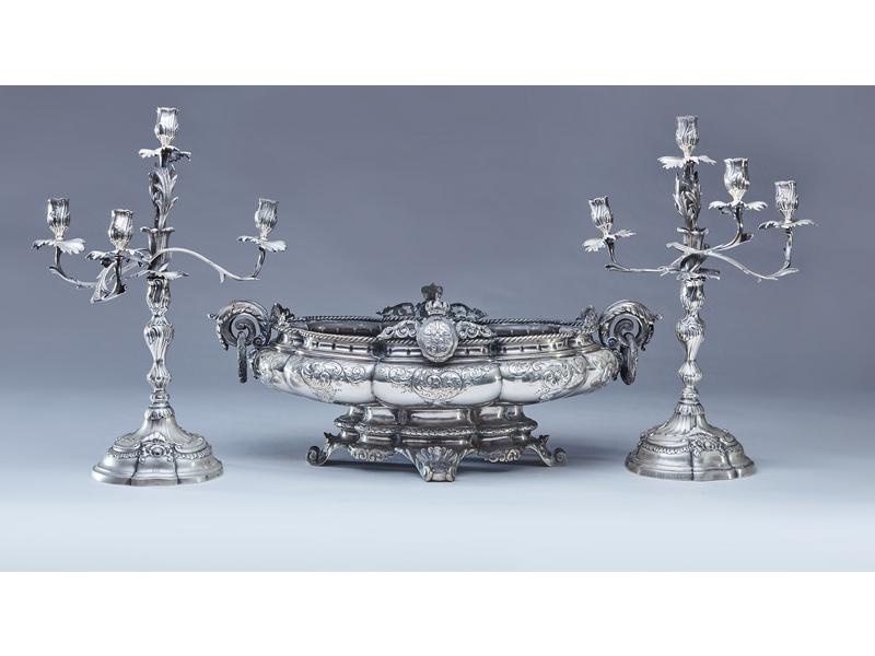 PAIRE DE CANDELABRES en argent (925/1000e)...