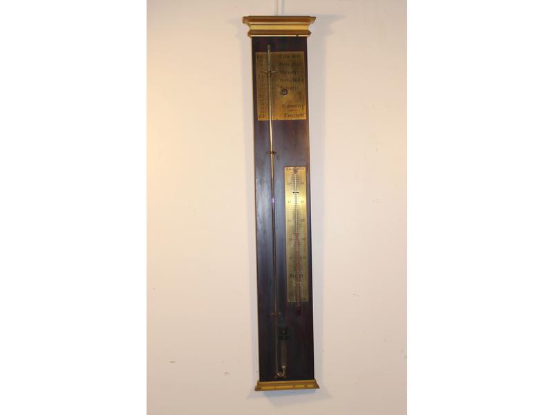 BAROMETRE-THERMOMETRE de forme rectangulaire...