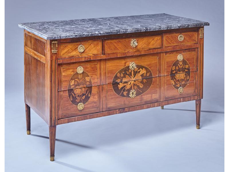 COMMODE rectangulaire en placage de bois...