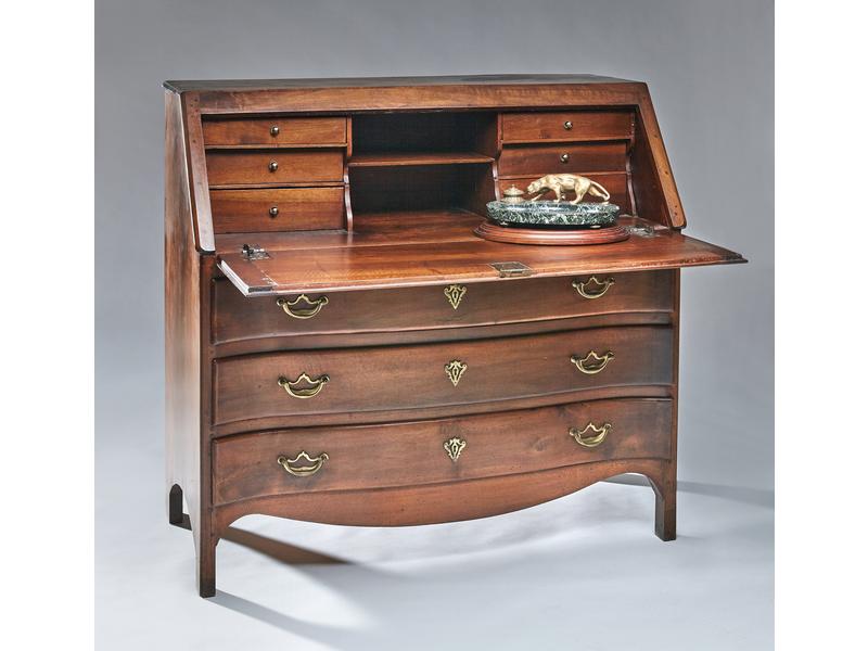 BUREAU DE PENTE en acajou et bois fruitiers...
