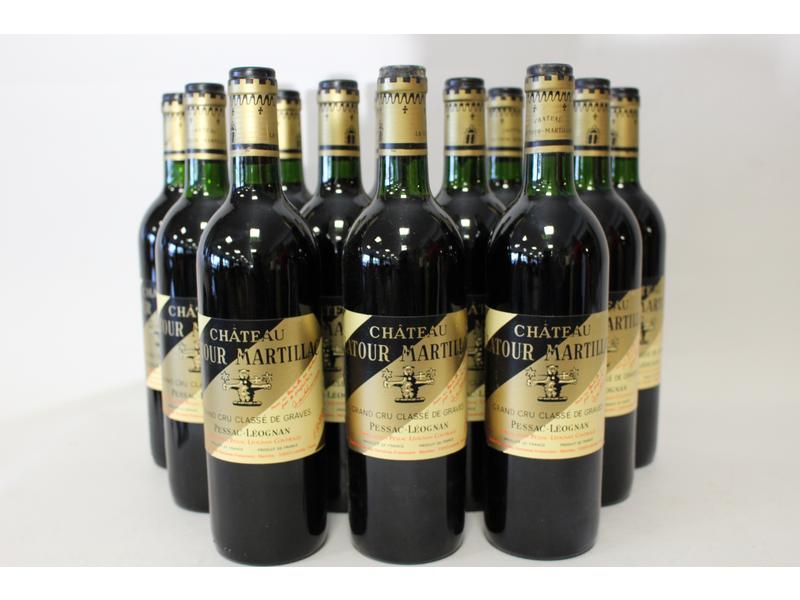 12 Blles CH. LATOUR MARTILLAC, Graves GCC...