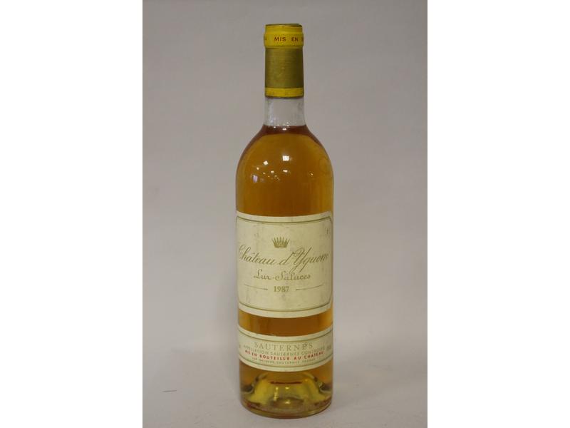 1 Blle CH. D'YQUEM 1er Cru Sup. Sauternes...