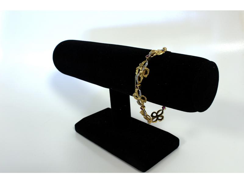 BRACELET en or jaune (750) à maillons articulés...