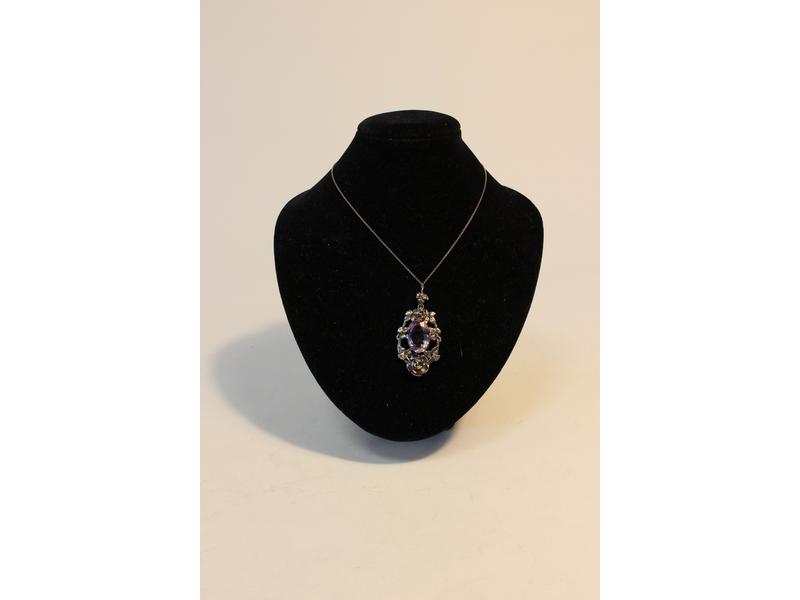 COLLIER avec pendentif en argent (925) à...