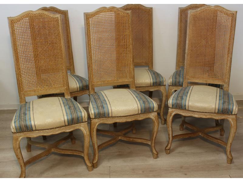 SUITE DE SIX CHAISES à haut dossier canné...