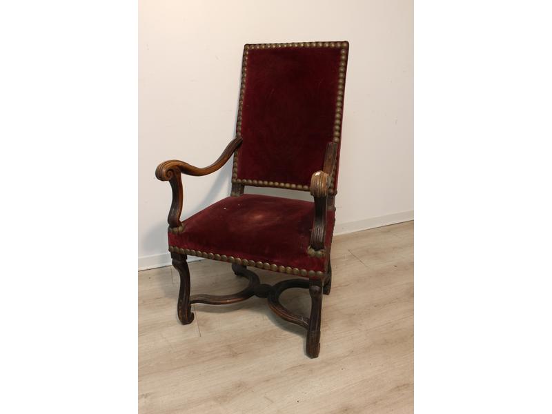 FAUTEUIL A BRAS en chêne à haut dossier et...