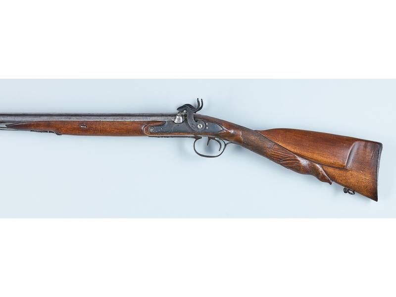 FUSIL DE CHASSE à silex transformé civilement...