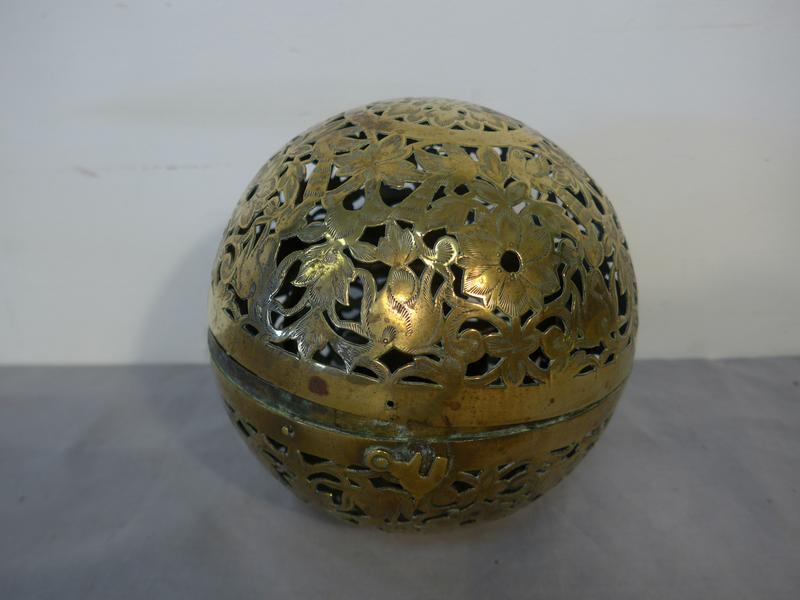 LAMPE à huile de bateau dans une boule en...