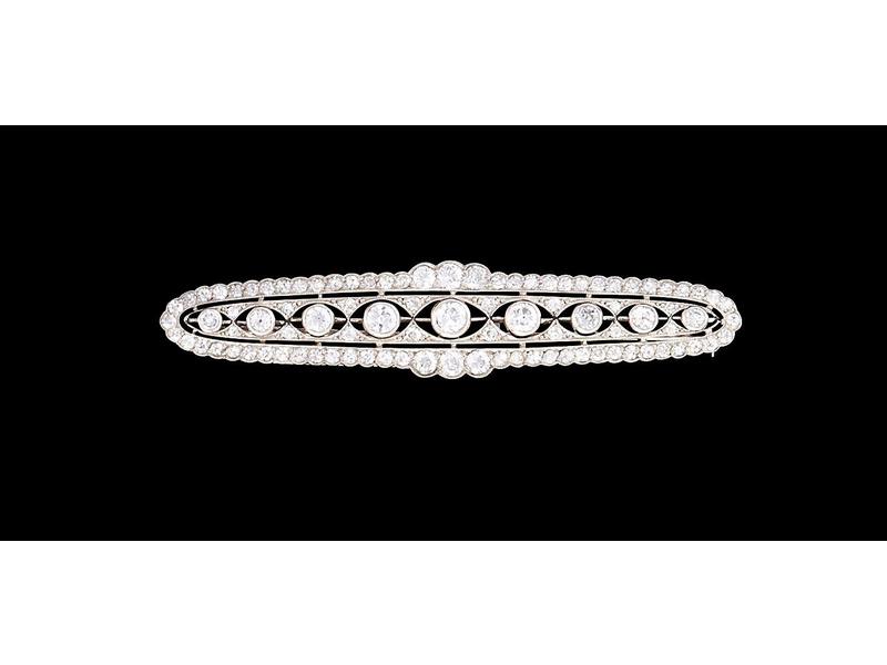 BARRETTE oblongue en or gris (750) à motif...