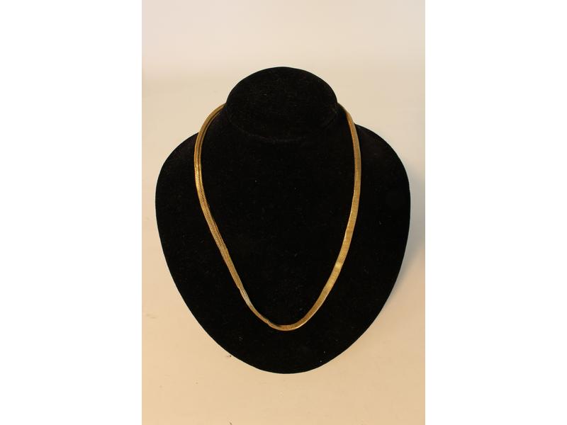 COLLIER en or jaune (750) à mailles tressées...