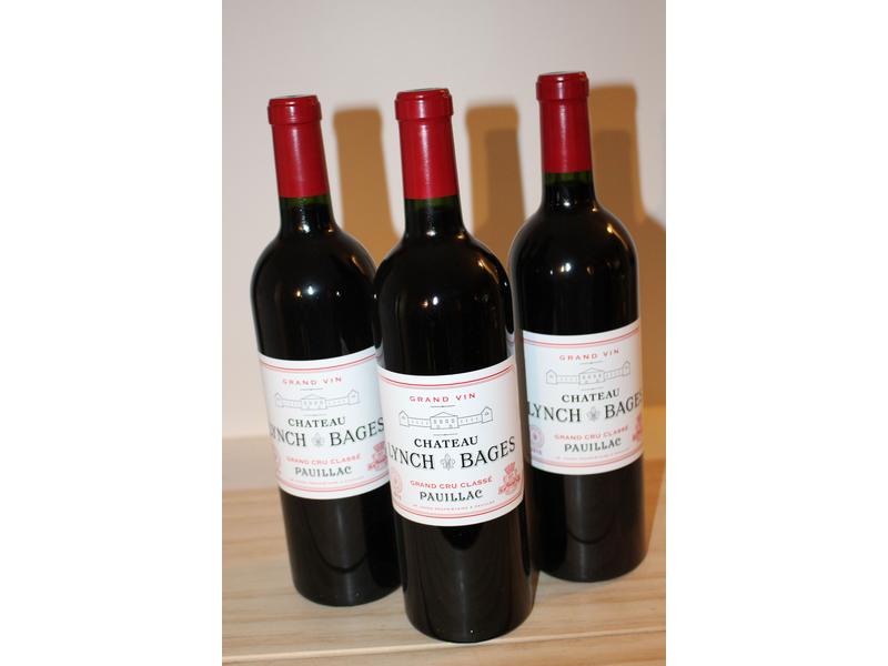 3 Blles CH. LYNCH BAGES, Pauillac GCC, 2010,...