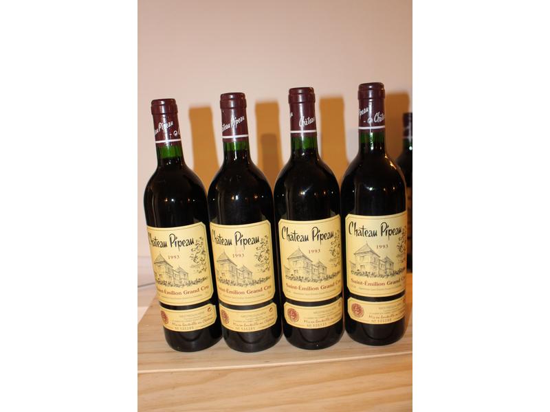 4 Blles CH. PIPEAU, St Emilion GC, 1993,...