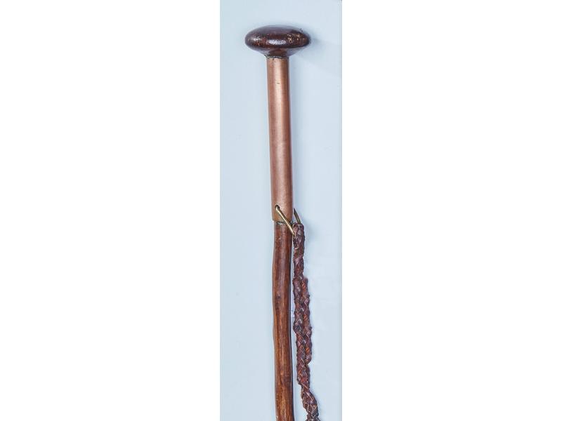 MAKILA en bois torsadé, monture en cuivre,...