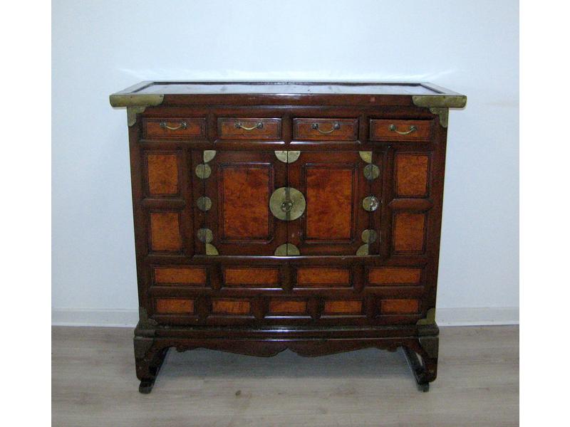 BUFFET-COFFRE en bois exotique et placage...