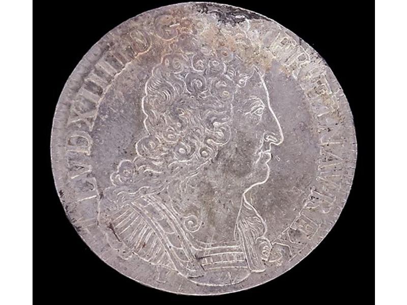 FRANCE, Louis XIV (1643-1715). Ecu aux 3...