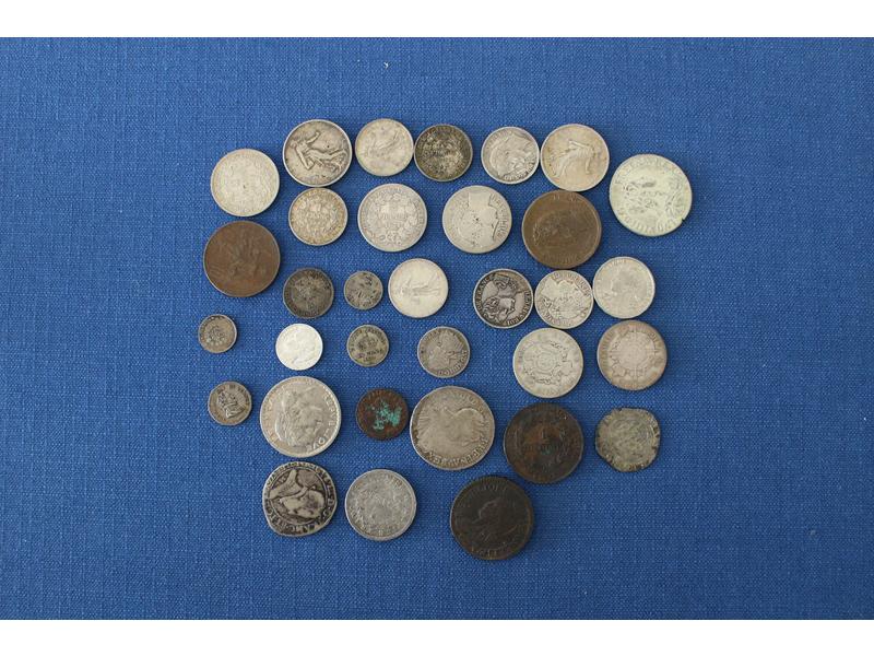 FRANCE. Lot de 33 p. principalement en cuivre,...