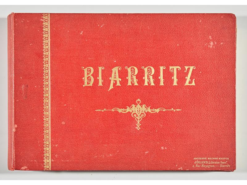 [BIARRITZ] - Album photos en percaline rouge...