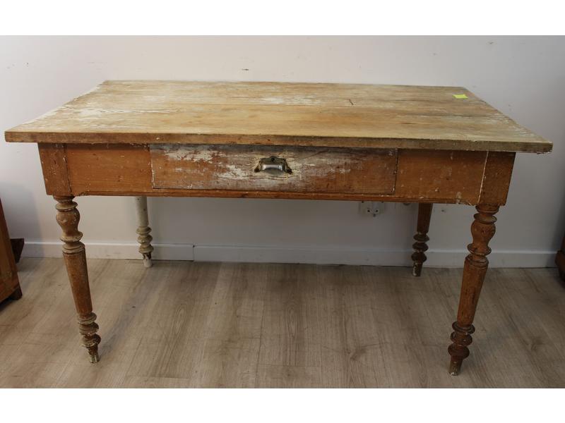 TABLE D'OFFICE rectangulaire en hêtre, ouvrant...