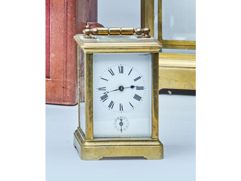 PETITE PENDULE D'OFFICIER rectangulaire,...
