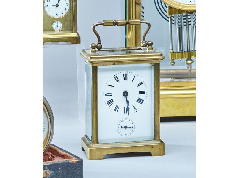PETITE PENDULE D'OFFICIER rectangulaire,...