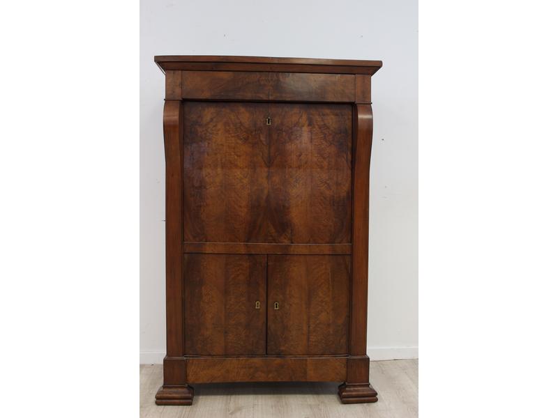 SECRETAIRE rectangulaire en acajou et placage...