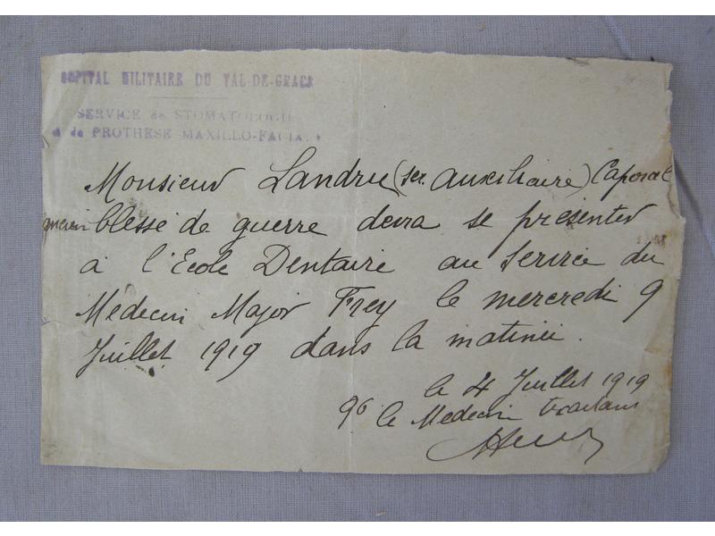 [LANDRU] Billet autographe à en-tête du Val...