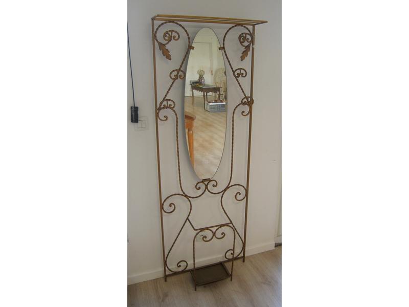 PORTE-MANTEAU en fer forgé doré avec miroir...