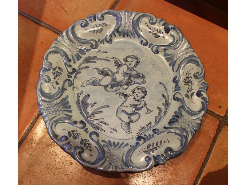SERIE DE DOUZE GRANDES ASSIETTES en céramique...