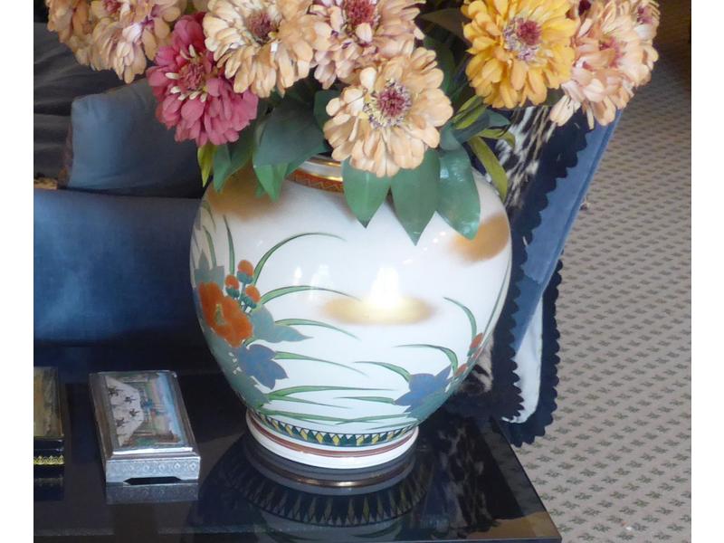 IMPORTANT VASE boule en porcelaine émaillée...