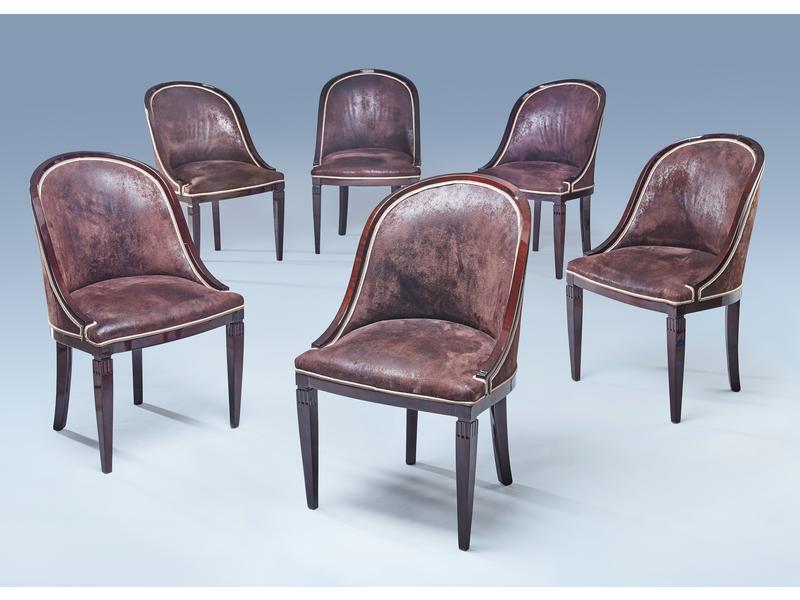 SUITE DE SIX CHAISES gondoles en placage...