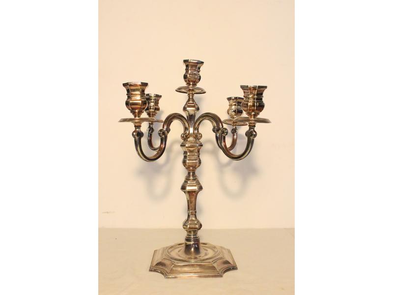 CANDELABRE à cinq lumières en argent (915),...