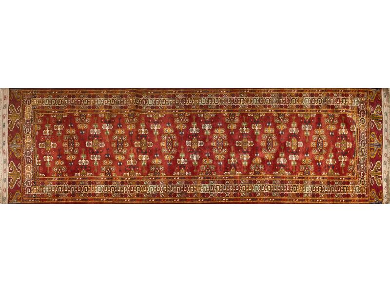 TAPIS GALERIE type kylim en laine polychrome...