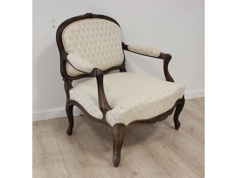 LARGE FAUTEUIL-CHAUFFEUSE en hêtre teinté...